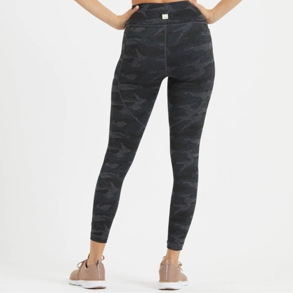 Vuori Women’s Clean Elevation Leggings Dark Camo
